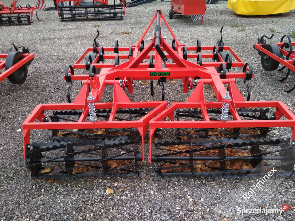 Agregat uprawowy firmy DZIEKAN ORION wielosekcyjny