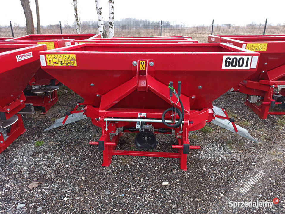 Rozsiewacz SADOWNICZY 2-talerzowy Strumyk TYTAN do sadu